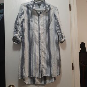 Intro Striped Blue and White Lightweight Linen Blend Dress Shirt Medium